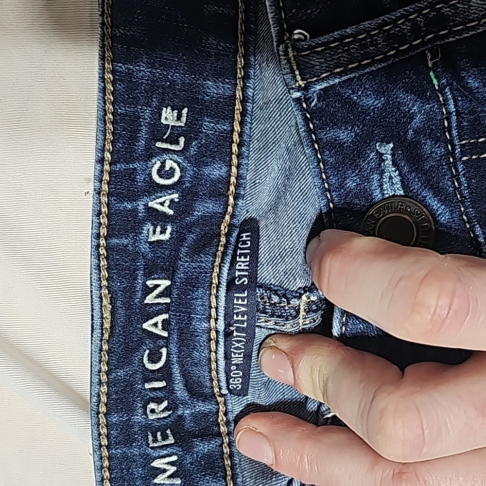 American Eagle jeans - Picture 2 of 6